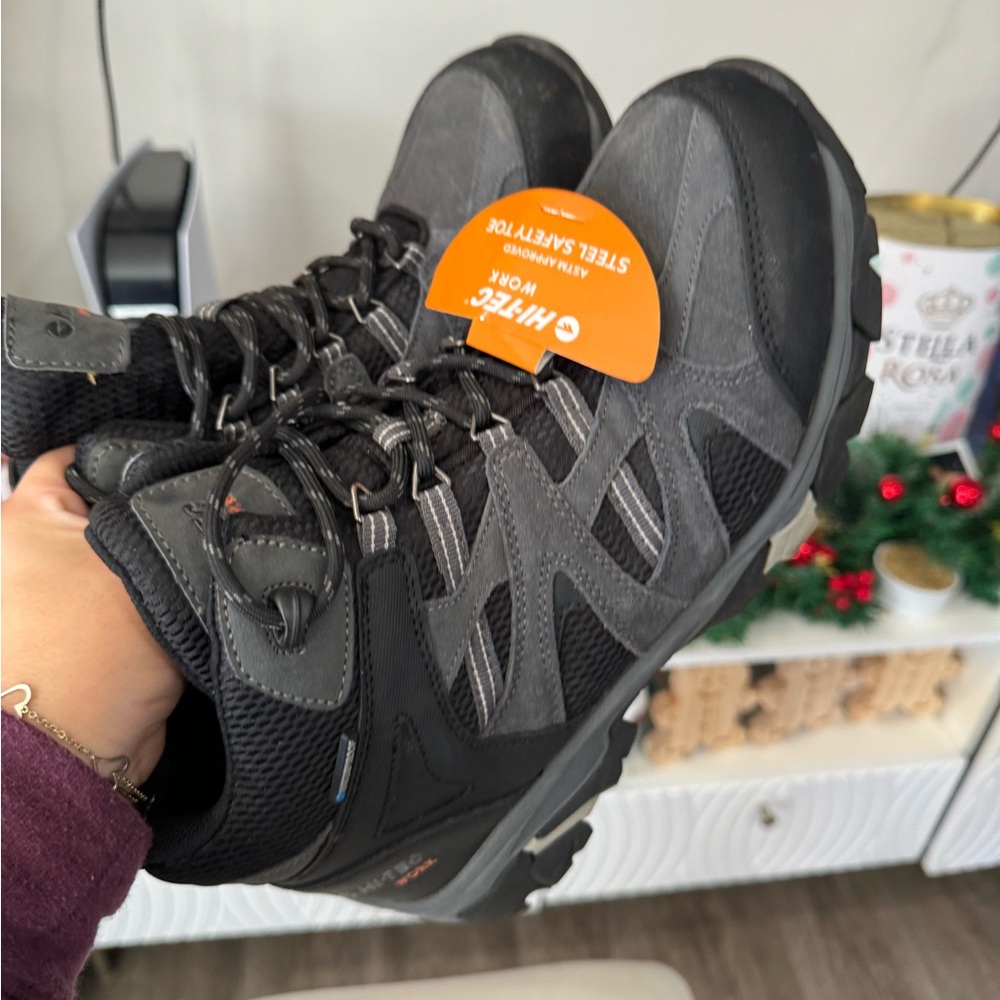 HI-TEC Ravus mid hiking boots ✨ - Picture 12 of 14